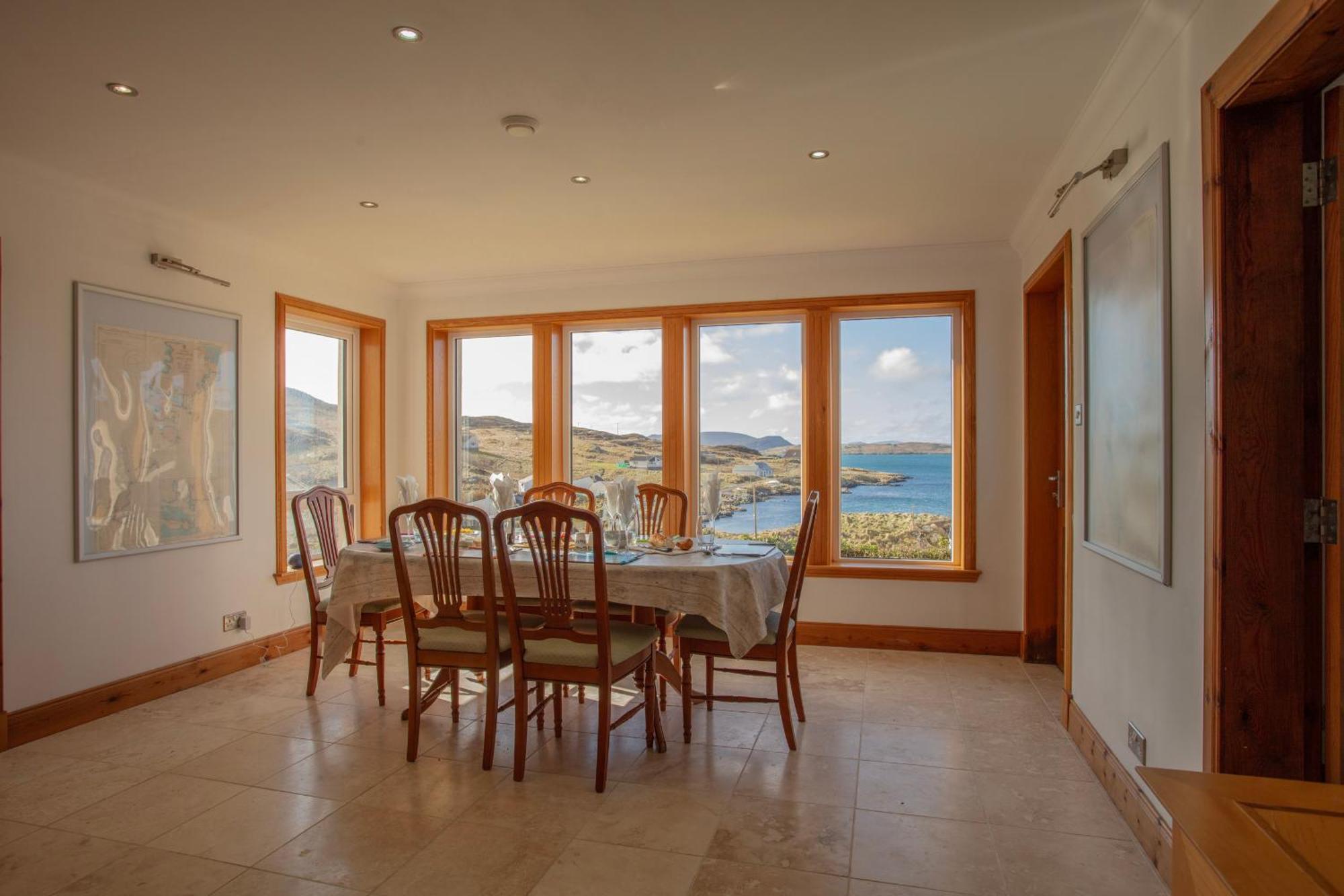 Vila Castlebay View Exteriér fotografie